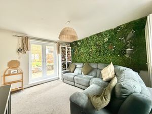 Photo 8- click for photo gallery